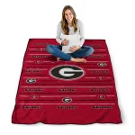 georgia bulldogs handdrawn stripes red quilt blanket best selling