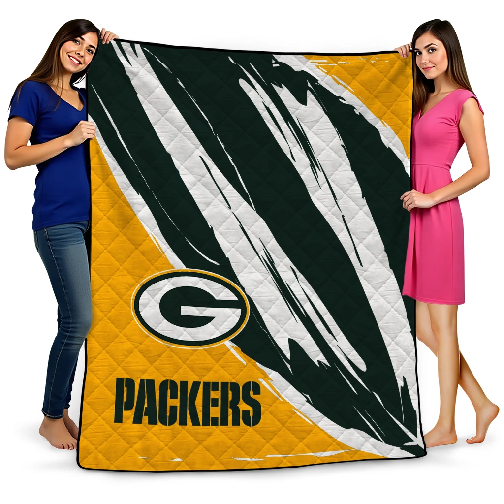 green bay packers stroke art green white quilt blanket best selling