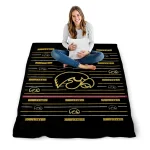 iowa hawkeyes handdrawn stripes black quilt blanket best selling