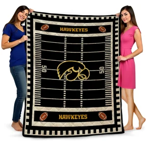 iowa hawkeyes mickey player black quilt blanket best selling