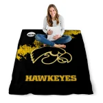 iowa hawkeyes paint trail black quilt blanket best selling