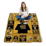 kennesaw state owls snoopy love gold quilt blanket best selling