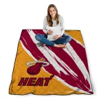miami heat stroke art red white quilt blanket best selling