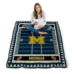 michigan wolverines mickey player blue quilt blanket best selling