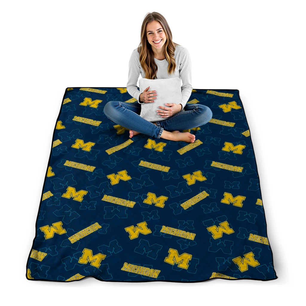 michigan wolverines solid classic blue quilt blanket high quality michigan wolverines solid classic blue quilt blanket high quality