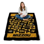 missouri tigers helmet heart black quilt blanket best selling