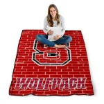 nc state wolfpack brick grid red quilt blanket best selling