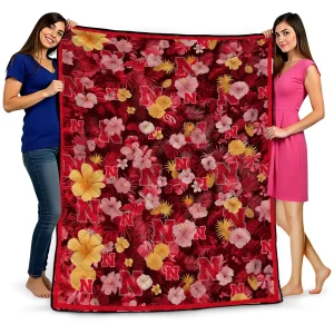 nebraska cornhuskers hibiscus foliage red quilt blanket best selling