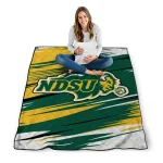 north dakota state bison wild lines green white quilt blanket best selling
