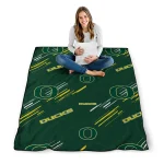 oregon ducks sketch lines green quilt blanket best selling