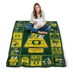 oregon ducks snoopy love green quilt blanket best selling