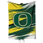 oregon ducks wild lines green white quilt blanket best selling