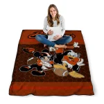 oregon state beavers disney football orange quilt blanket best selling