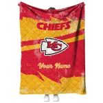 personalized kansas city chiefs brushstroke layers red quilt blanket best selling