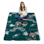 personalized philadelphia eagles mickey football green quilt blanket best selling