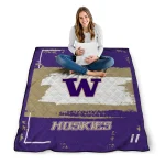personalized washington huskies grunge patch purple white quilt blanket best selling