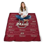 umass minutemen handdrawn stripes red quilt blanket best selling