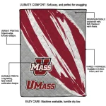umass minutemen stroke art red white quilt blanket best selling