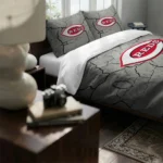 Cincinnati Reds Cracked Texture Bedding Set Best Selling