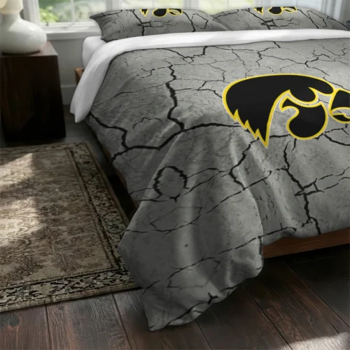 Iowa Hawkeyes Cracked Texture Bedding Set Fashion Forward